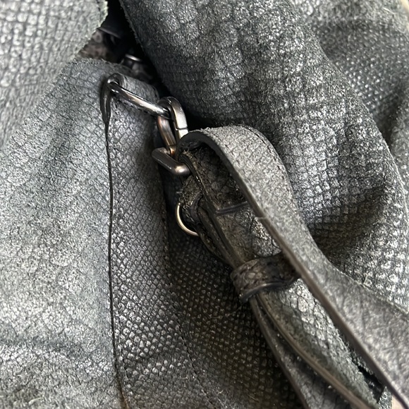 COPY - Liesbekind Leather snake tote - Picture 9 of 13